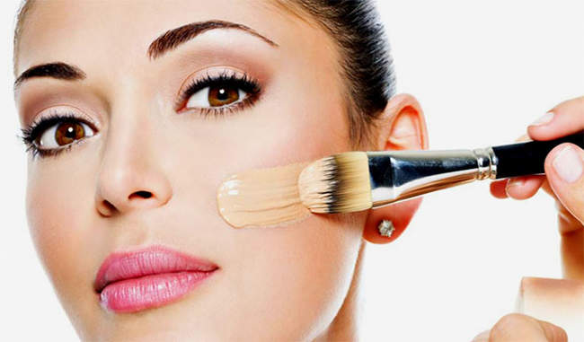 know-how-to-choose-perfect-foundation-for-your-skin-hindi