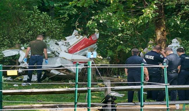 three-killed-as-small-plane-crash-in-philadelphia