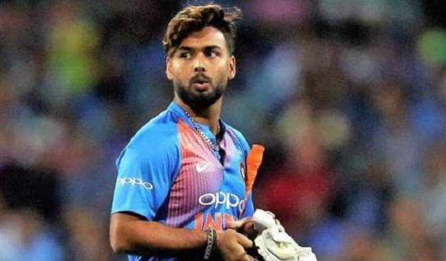 -each-day-i-want-to-improve-as-a-cricketer-and-human-being-says-rishabh-pant