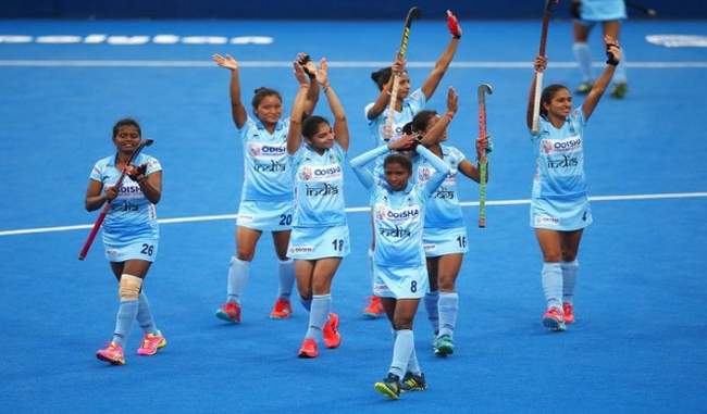 indian-women-s-hockey-team-beat-japan-2-1