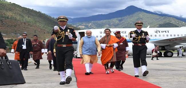 royal-welcome-to-modi-on-his-two-day-visit-to-bhutan