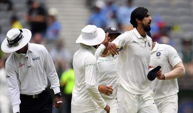 ishant-kuldeep-s-superb-bowling-in-practice-match-india-lead-by-200-runs