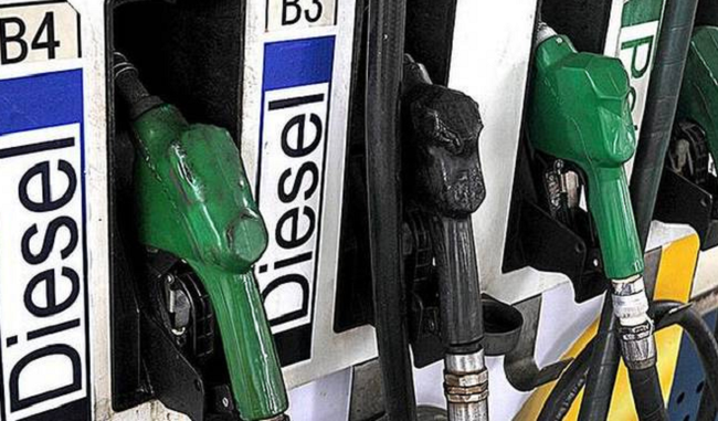 yogi-government-hikes-vat-on-petrol-and-diesel-in-up-due-to-inflation
