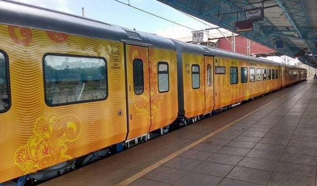 tejas-express-the-country-s-first-primary-train-which-will-get-compensation-on-delay