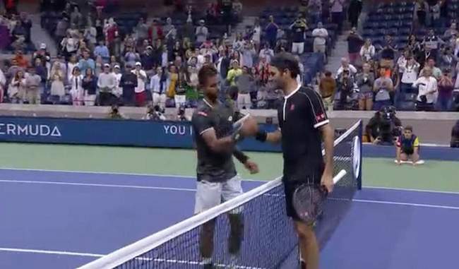 sumit-nagal-wins-set-and-heart-roger-federer-matches