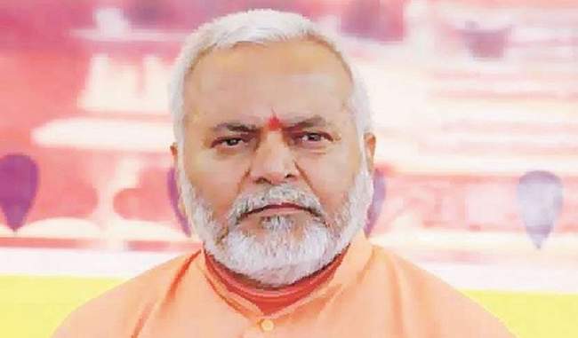 case-filed-against-former-union-minister-swami-chinmayanand-after-the-student-s-charge