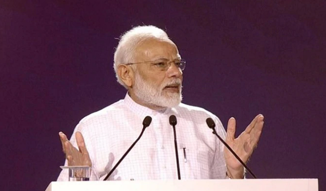 language-should-not-be-used-for-division-but-for-connecting-the-country-says-modi