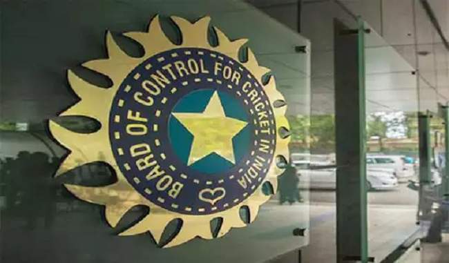 bcci-inducts-17-new-umpires-for-upcoming-season