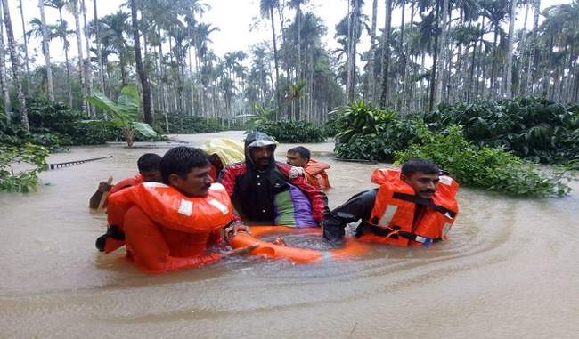 nine-people-die-due-to-rain-outbreak-in-karnataka-43-thousand-people-saved