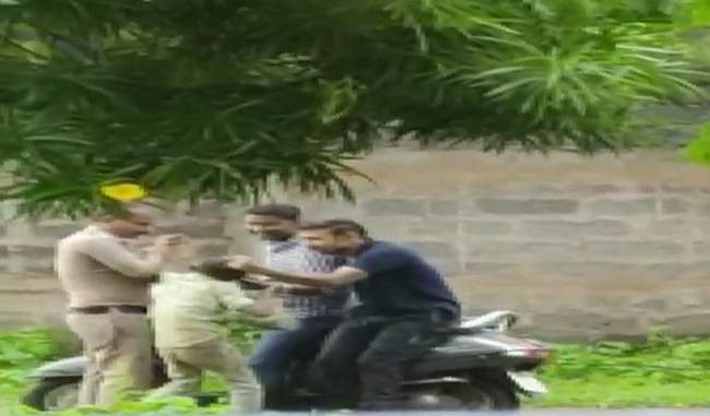 3-constables-suspended-after-video-of-assault-and-indecent-act-of-boy-went-viral