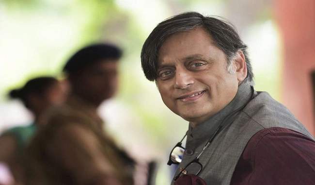 shashi-tharoor-says-relieved-kpcc-accepted-my-explanation-on-modi-praise