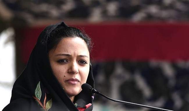 shehla-rashid-reasserts-claims-on-jk-situation-gets-into-argument-with-journalists