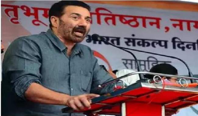 my-responsibility-is-to-work-in-the-field-and-not-to-play-my-duffle-sunny-deol