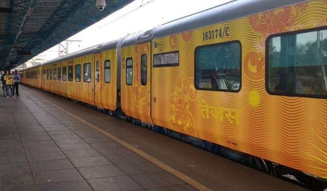 irctcs-tejas-train-fares-to-be-50-percent-less-than-flights-on-same-routes