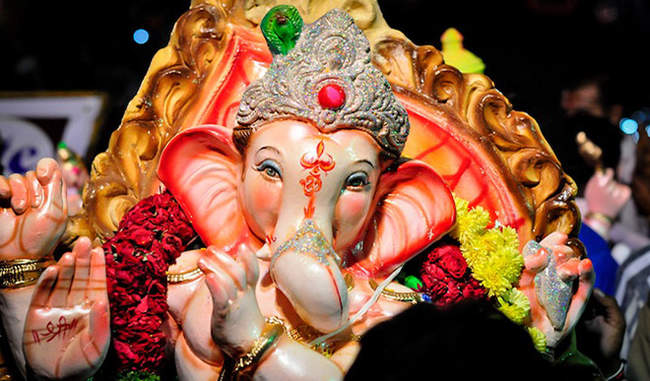 ganesh-chaturthi-is-celebrated-with-pomp-across-the-country