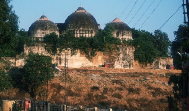 hindus-attacked-demolished-babri-masjid-now-asking-for-land-muslim-side-told-sc