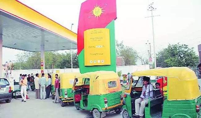 taxis-buses-operating-in-the-city-affected-by-cng-supply-disruptions
