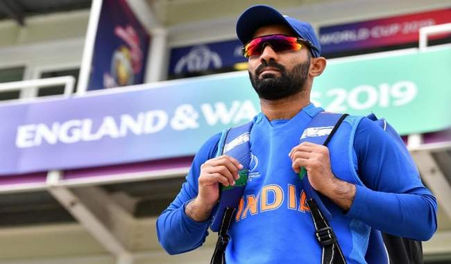 bcci-give-show-cause-notice-to-dinesh-karthik