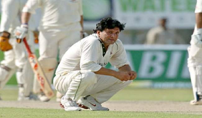 indian-cricketers-including-tendulkar-mourn-the-death-of-qadir