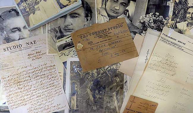 sahir-ludhianvi-s-prized-writing-diaries-found-at-the-junk-shop