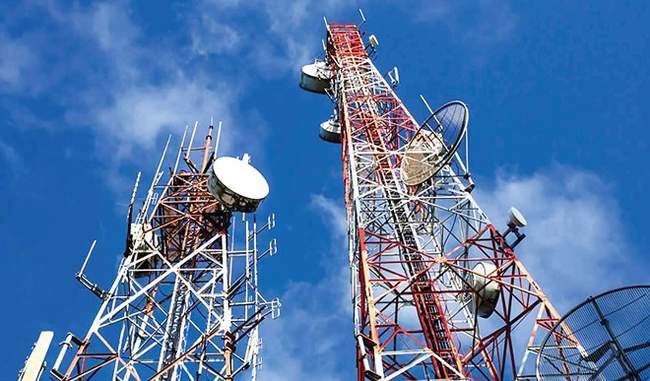 department-of-telecommunications-wants-to-complete-spectrum-auction-by-december