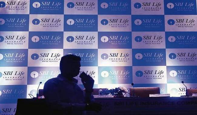 sbi-to-raise-3-465-crore-by-selling-4-5-stake-in-sbi-life