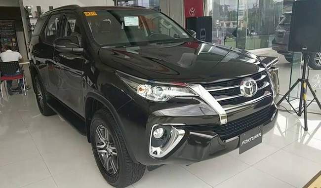 toyota-launches-limited-edition-of-suv-fortuner-price-is-33-85-lakhs