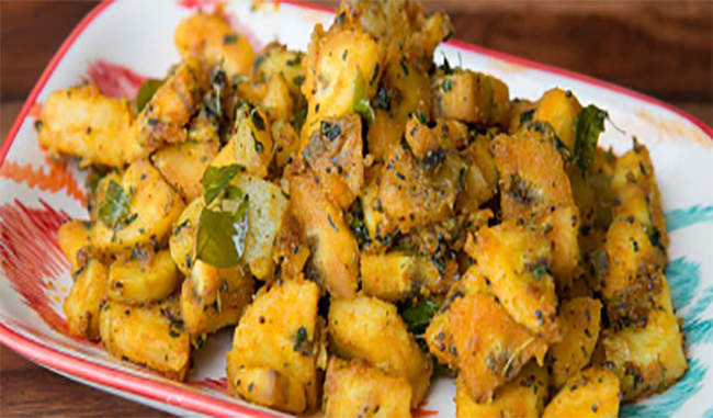know-the-recipe-of-raw-banana-sabzi-in-hindi