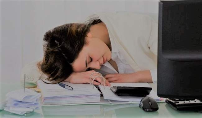 health-benefits-of-taking-nap-in-hindi