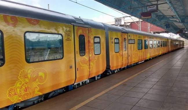 those-traveling-on-tejas-express-will-get-free-rail-travel-insurance-up-to-rs-25-lakh