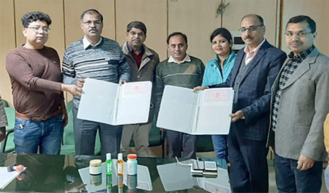 cimap-signs-agreement-for-commercial-production-of-herbal-cosmetics