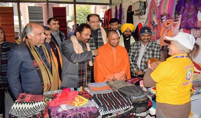 traditional-artisans-made-india-s-identity-in-the-world-says-mukhtar-abbas-naqvi