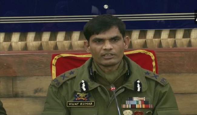 dsp-and-two-terrorists-of-jammu-kashmir-police-arrested