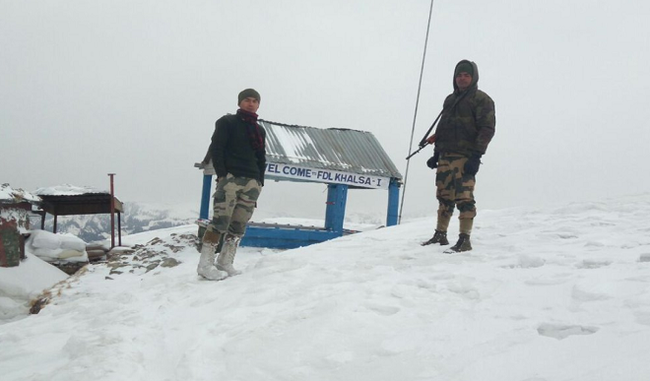 bsf-jawan-killed-in-avalanche-near-the-line-of-control-six-soldiers-rescued