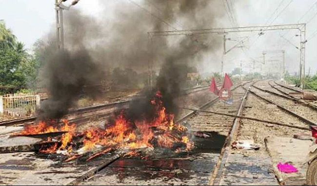 anti-caa-protest-rpf-arrests-21-people-for-destroying-railway-property