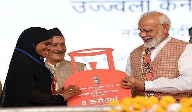 lpg-scheme-like-ujjwala-to-be-implemented-in-ghana-india-will-help