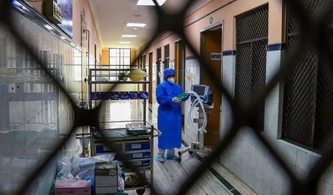 कोरोना वायरस की चपेट में आने का संदेह, 6 लोग RML अस्पताल में भर्ती