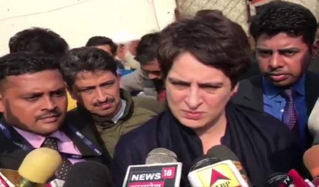 priyanka-met-the-people-affected-by-the-police-action-said--where-there-will-be-injustice