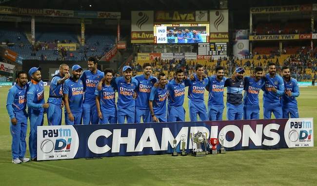 ind-vs-aus-3rd-odi-men-in-blue-stroll-to-7-wicket-victory-win-series-2-1