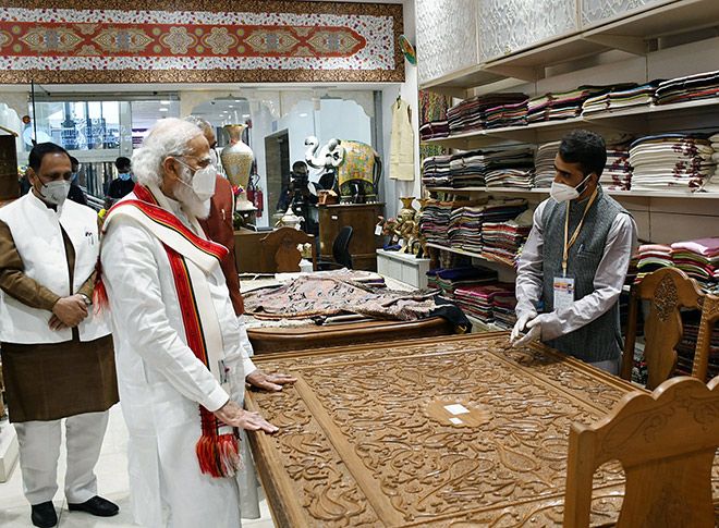 पीएम मोदी ने किया एकता मॉल और आरोग्य वन का उद्घाटन