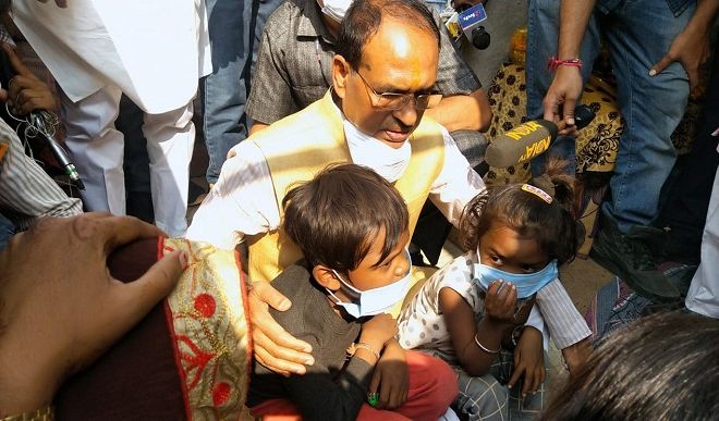 Chief Minister met family of deceased Vijay Sahariya