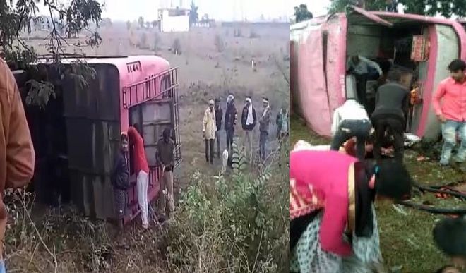 Passenger bus overturned on Satna-Chitrakoot