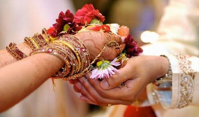 दूसरे राज्यों से अलग है उत्तराखंड ! सरकार अंतरधार्मिक विवाह करने वाले दंपत्तियों को देती है प्रोत्साहन राशि