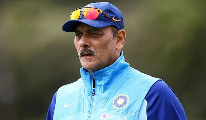 इशांत, रोहित को अगर टेस्ट खेलने हैं तो अगले तीन-चार दिन में ऑस्ट्रेलिया निकलना होगा: रवि शास्त्री