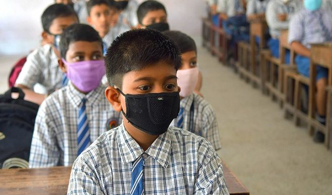 पुणे के ग्रामीण इलाकों में फिर खुले स्कूल, 30 फीसदी छात्र रहे उपस्थित