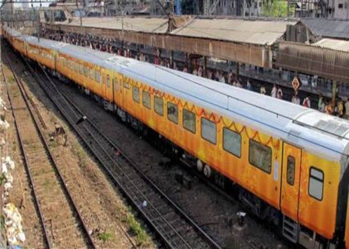 रेल यात्रियों के लिए खुशखबरी! एक बार फिर पटरी दौड़ेंगी ये ट्रेनें, पढ़ें पूरी जानकारी