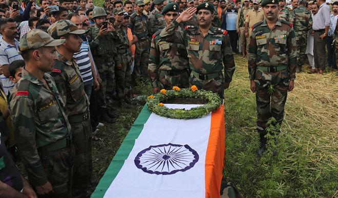Army soldier was cremated with state honors in Latur