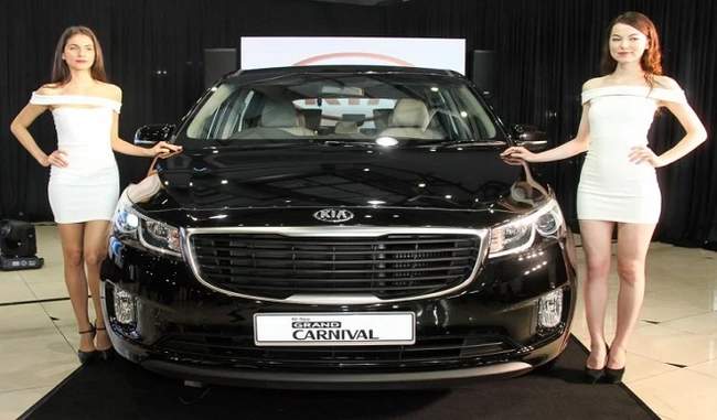 kiya-motors-presents-carnival-at-auto-expo