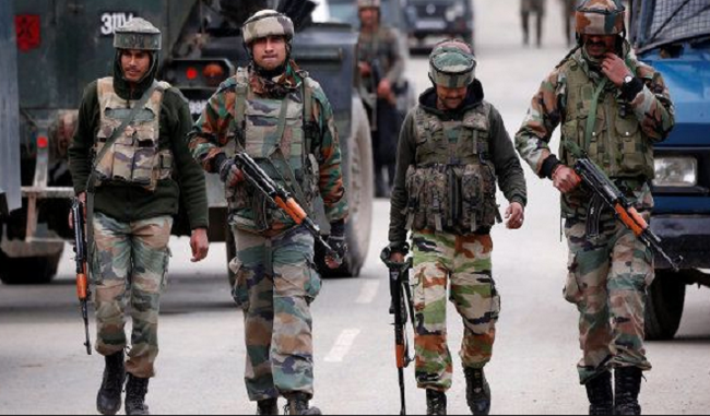 two-terrorists-killed-one-soldier-martyred-in-an-encounter-outside-srinagar
