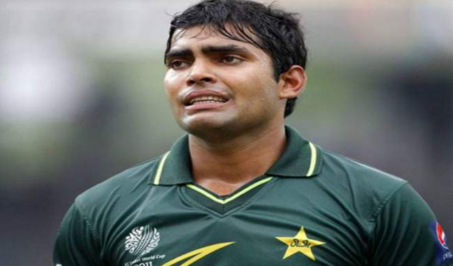 umar-akmal-lost-his-temper-in-fitness-test-escaped-from-pcb-ban